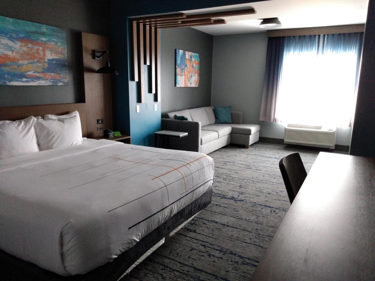 La Quinta Inn & Suites By Wyndham 巴兹敦 外观 照片